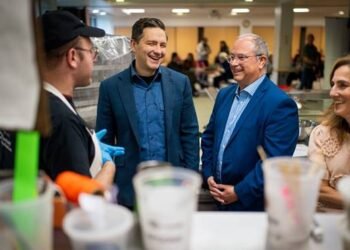 শিশু ও কয়েদিদের বাধ্যতামূলক মাদক ও মানসিক চিকিৎসার পক্ষে পয়লিয়েভর