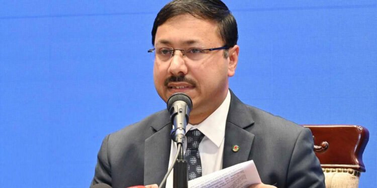 ভারতে বসে শেখ হাসিনার বক্তব্য ভালোভাবে নিচ্ছে না সরকার