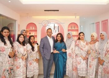 ত্বক ও চুলের চিকিৎসা সেবা প্রতিষ্ঠান স্কিনোলজিকের ৪বছর পূর্তি