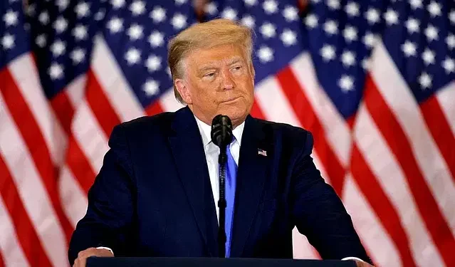 ট্রাম্পের নতুন হুমকি, ডলার হটাতে ব্রিকস মুদ্রা চালু হলে ১০০ শতাংশ শুল্ক